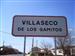 Fotografia de la entrada a el pueblo a su llegada por la carretera que va entre Salamanca y Vitigudi