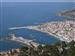 Foto sacada desde el monte Santa Tecla donde se ve el puerto y parte del pueblo de A Guarda