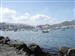 Vista desde el paseo del muelle con el puerto de las Arenas y Santurceal fondo