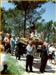 El 15 de Mayo, San Isidro se celebra una procesión donde los labradores reparten bollos y limonada,