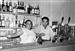 Mis abuelos Demetrio y Catalina cuando llevaban el bar de la sindical.