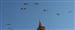 Pacífica escuadrilla de zancudas levantando el vuelo en el cielo de Alfaro (febrero 2011)